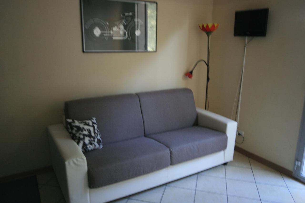 Casa Vacanze Cucciolo Римини Екстериор снимка