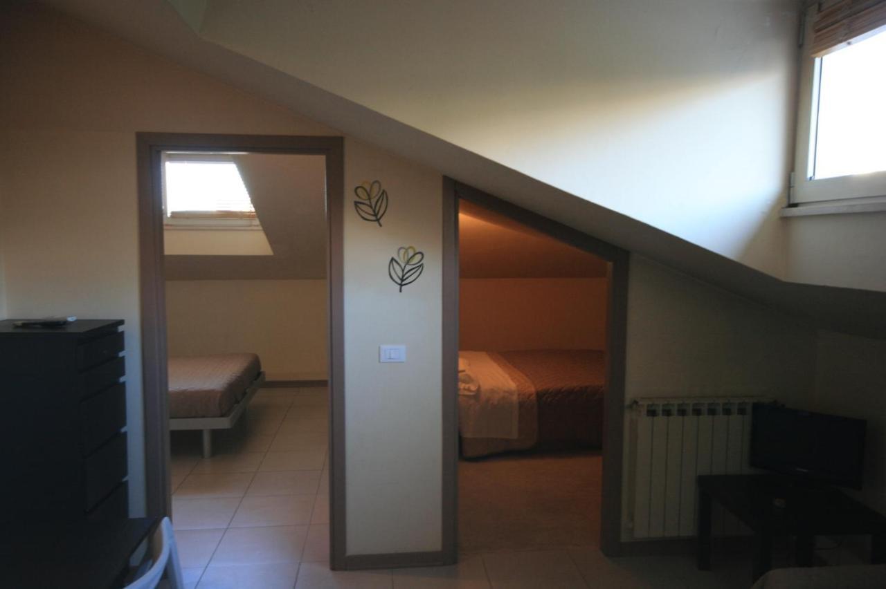 Casa Vacanze Cucciolo Римини Екстериор снимка