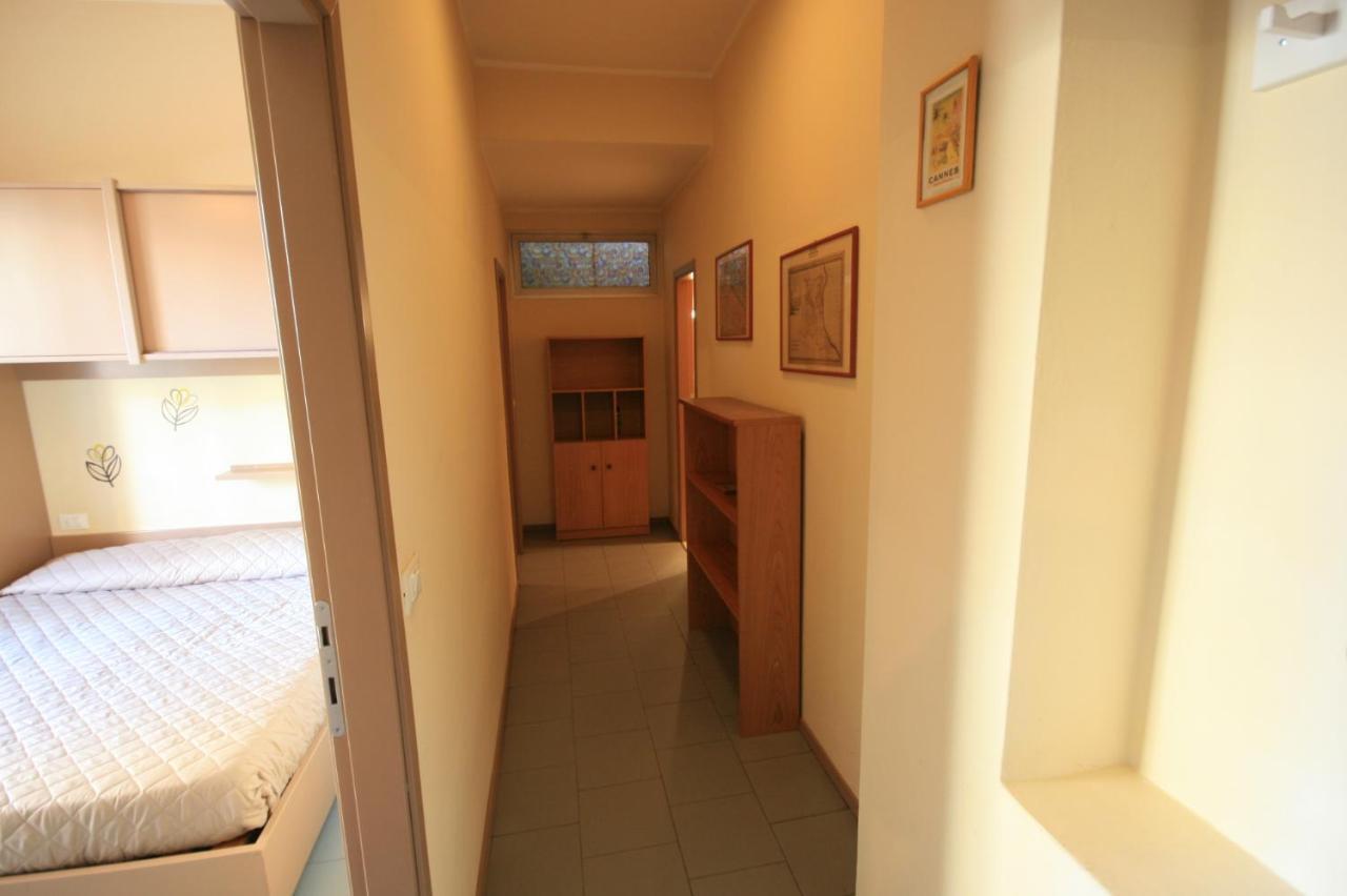 Casa Vacanze Cucciolo Римини Екстериор снимка